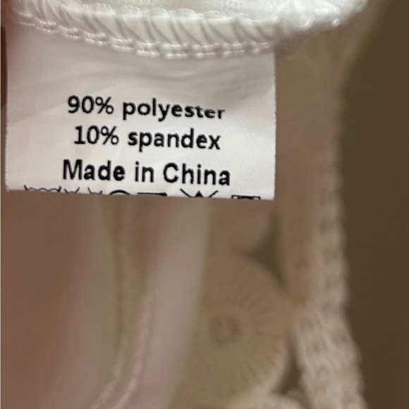 Yoins White Lace Cut Out Design Dress Size S - Picture 9 of 10